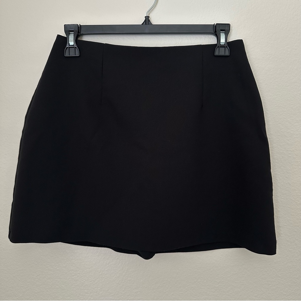 Abercrombie Black Scarlett Skort